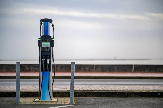 3 Levels of Electric Vehicle Charging